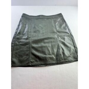 Loft Petites Olive Green Faux Leather Mini Skirt Size 6P A-Line Pockets